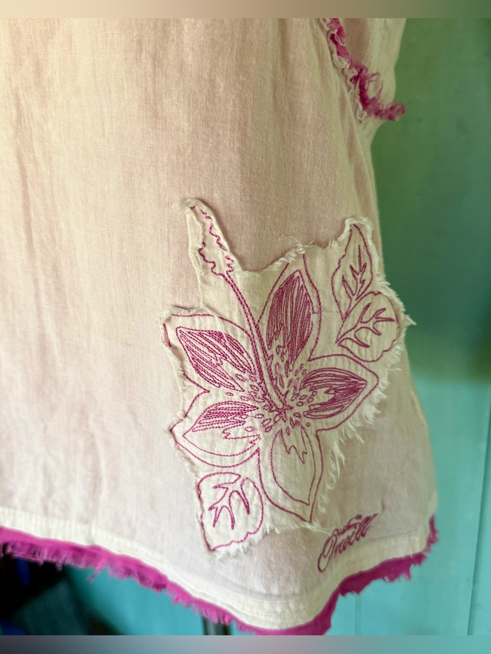 SOLD!! O'Neill Tank Top L Pink Embroidery Patches Floral Boho Halter Beachy L - Picture 9 of 12